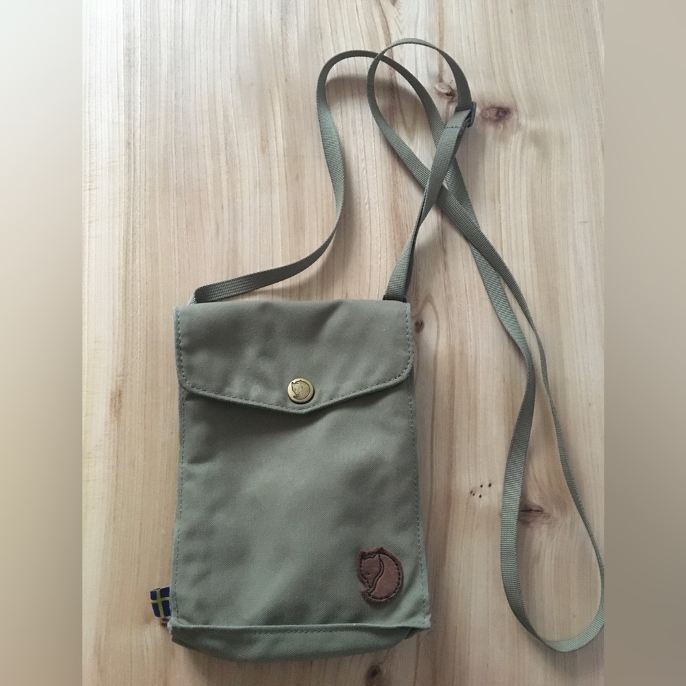 Fjallraven Pocket Adjustable Bag